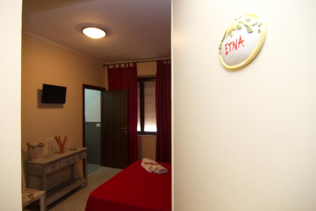 فيلافرانكا تيرينا B&B Tifeo المظهر الخارجي الصورة
